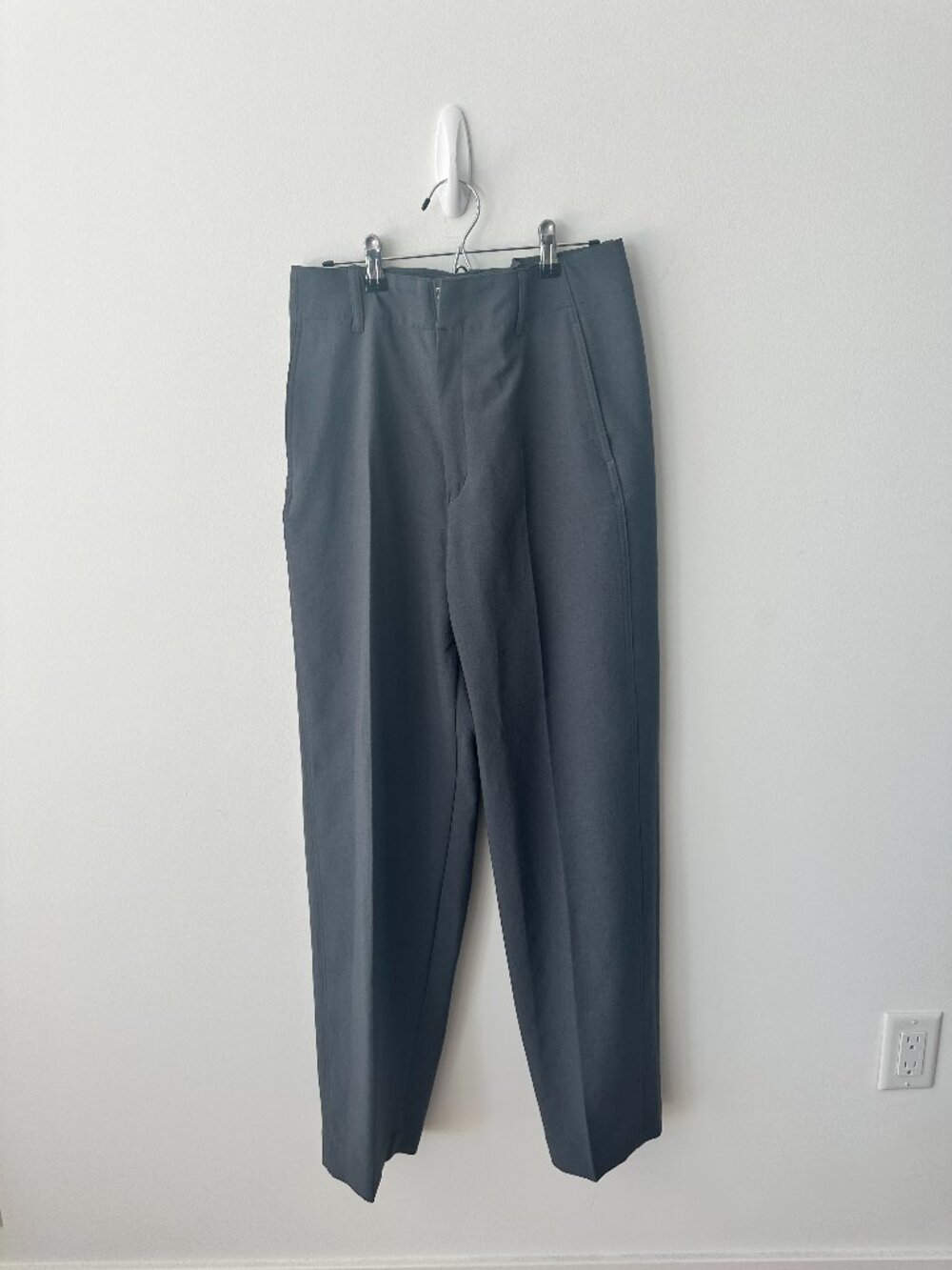 Uniqlo Gray Green Tailored Trousers, Size 6